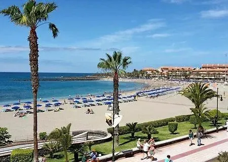 Cristianos 2 Bedrooms Wifi شقة *
